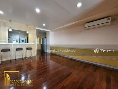 Urbana Sukhumvit 15, Bangkok, Thailand Urbana Sukhumvit 15, Bangkok, Thailand