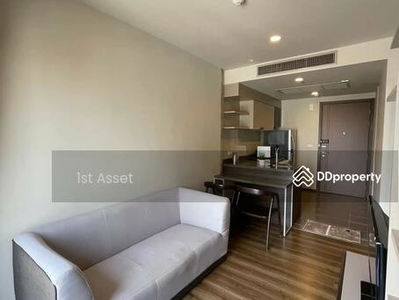 Onyx Phahonyothin, Bangkok, Thailand Onyx Phahonyothin, Bangkok, Thailand