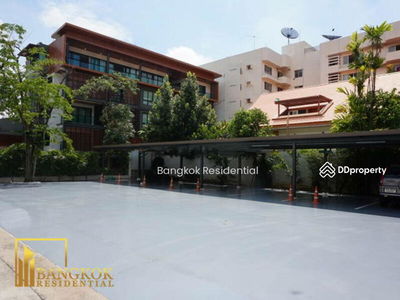 1 Bed Apartment For Rent in Phloen Chit, Bangkok, Thailand 1 Bed Apartment For Rent in Phloen Chit, Bangkok, Thailand