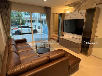 Baan Klang Muang Sathorn - Taksin2, Bangkok, Thailand Baan Klang Muang Sathorn - Taksin2, Bangkok, Thailand