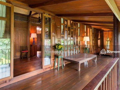 Spacious 5-Br House near BTS Punnawithi, Bangkok, Thailand Spacious 5-Br House near BTS Punnawithi, Bangkok, Thailand