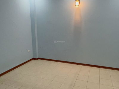 Housing in Hanoi, Vietnam  Housing in Hanoi, Vietnam