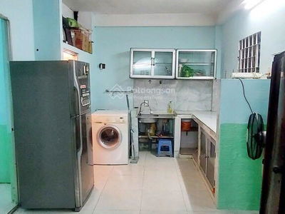 Gehäuse In Nha Be, Vietnam Gehäuse In Nha Be, Vietnam