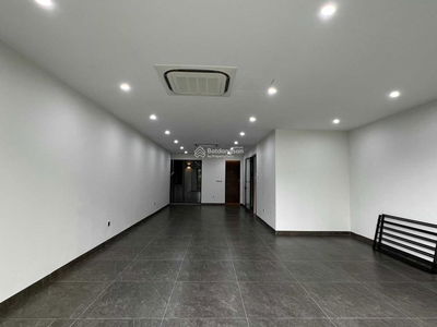 Gehäuse In Ha GJong, Vietnam Gehäuse In Ha GJong, Vietnam