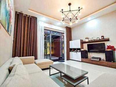 Gehäuse In Da Nang, Vietnam  Gehäuse In Da Nang, Vietnam