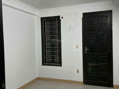 Housing in Hanoi, Vietnam Housing in Hanoi, Vietnam