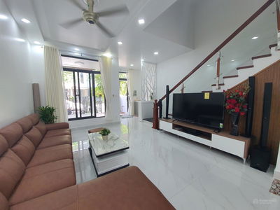 Lavila Kien A - Nha Be, Vietnam  Lavila Kien A - Nha Be, Vietnam