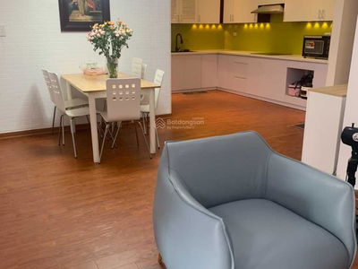 Gehäuse In Hanoi, Vietnam Gehäuse In Hanoi, Vietnam