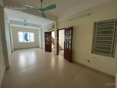 Жилье в Hanoi, Vietnam Жилье в Hanoi, Vietnam