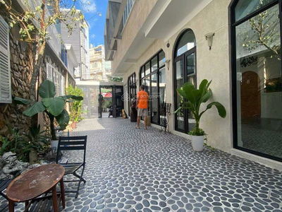 Housing in Ho Chi Minh City, Vietnam Housing in Ho Chi Minh City, Vietnam