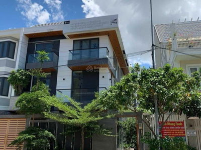 Gehäuse In Di An, Vietnam Gehäuse In Di An, Vietnam