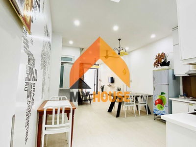 Gehäuse In Nha Be, Vietnam Gehäuse In Nha Be, Vietnam