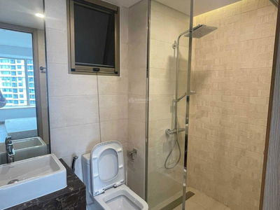 Nguyen Thi Thap Street, Vietnam Nguyen Thi Thap Street, Vietnam