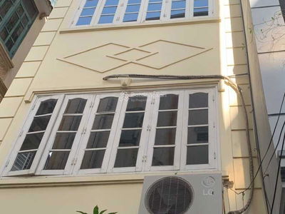 Gehäuse In Hanoi, Vietnam Gehäuse In Hanoi, Vietnam