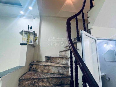 Gehäuse In Hanoi, Vietnam Gehäuse In Hanoi, Vietnam