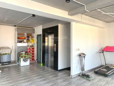 Gehäuse In Nha Be, Vietnam Gehäuse In Nha Be, Vietnam