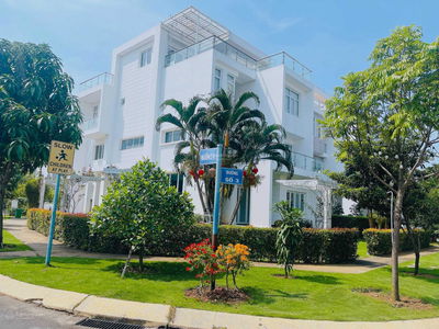 Villa Park, Vietnam Villa Park, Vietnam