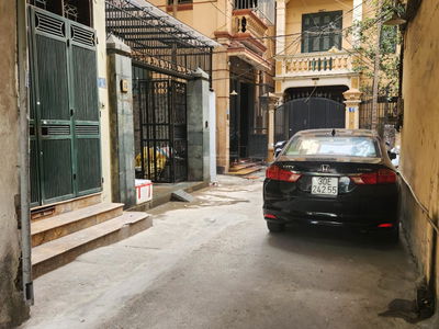 Housing in Hanoi, Vietnam Housing in Hanoi, Vietnam