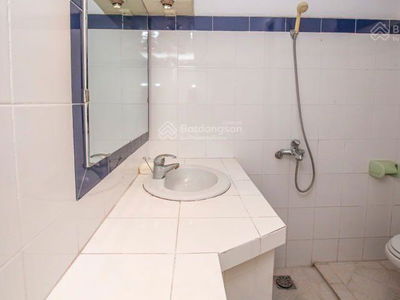 Housing in Hanoi, Vietnam Housing in Hanoi, Vietnam