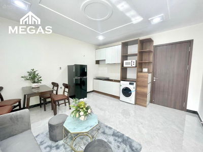 Banh Van Tran Street, Vietnam Banh Van Tran Street, Vietnam