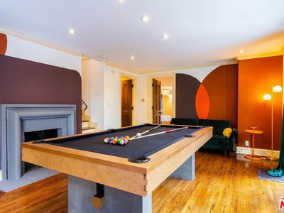 Studio City, United States  Studio City, United States