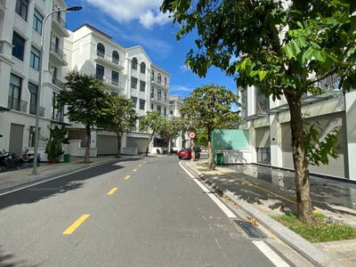 The Manhattan - Vinhomes Grand Park, Vietnam  The Manhattan - Vinhomes Grand Park, Vietnam