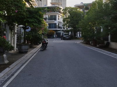 The Eden Rose, Vietnam The Eden Rose, Vietnam