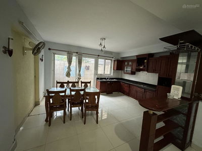 Gehäuse In Nha Be, Vietnam Gehäuse In Nha Be, Vietnam