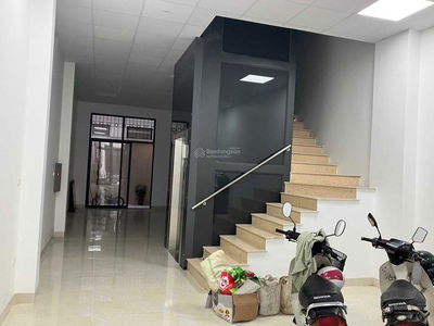 Louis City Hoang Mai, Vietnam Louis City Hoang Mai, Vietnam