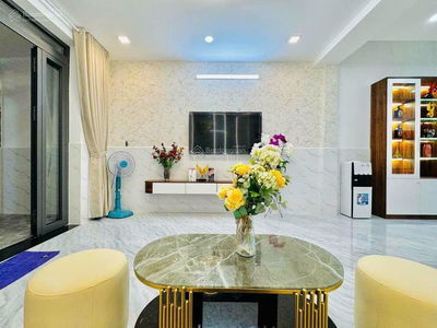 Housing in Ho Chi Minh City, Vietnam Housing in Ho Chi Minh City, Vietnam