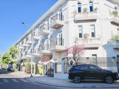 Gehäuse In Da Nang, Vietnam Gehäuse In Da Nang, Vietnam