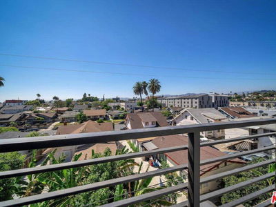 Gehäuse In Los Angeles, United States  Gehäuse In Los Angeles, United States