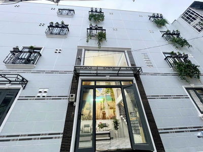 Housing in Ho Chi Minh City, Vietnam Housing in Ho Chi Minh City, Vietnam