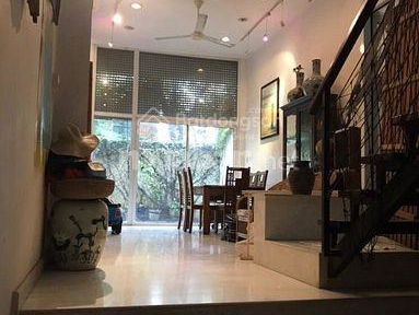 Housing in Hanoi, Vietnam Housing in Hanoi, Vietnam