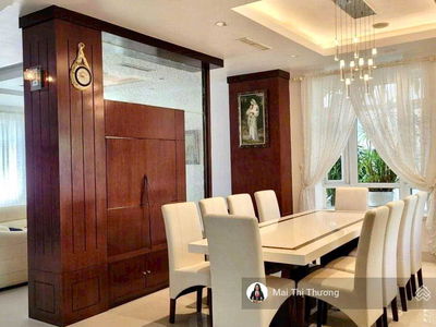 Phú Mỹ Hưng, Vietnam  Phú Mỹ Hưng, Vietnam