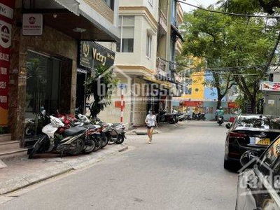 Gehäuse In Hanoi, Vietnam Gehäuse In Hanoi, Vietnam