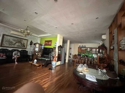 Housing in Hanoi, Vietnam Housing in Hanoi, Vietnam