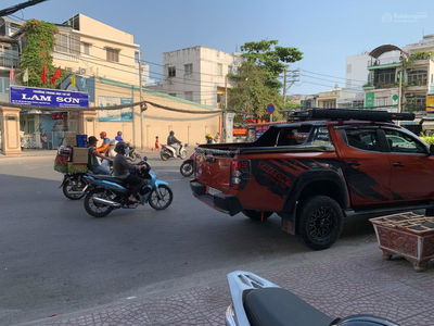 Housing in Ho Chi Minh City, Vietnam Housing in Ho Chi Minh City, Vietnam