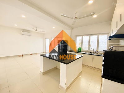 Gehäuse In Nha Be, Vietnam Gehäuse In Nha Be, Vietnam