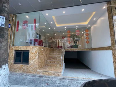 Gehäuse In Hanoi, Vietnam Gehäuse In Hanoi, Vietnam