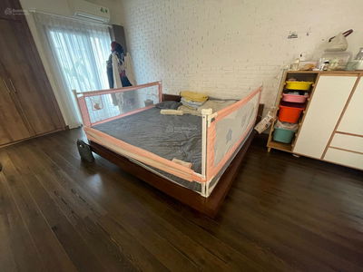 Gehäuse In Hanoi, Vietnam Gehäuse In Hanoi, Vietnam