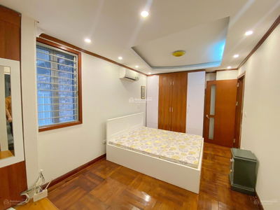 Ba Trieu Street, Vietnam Ba Trieu Street, Vietnam