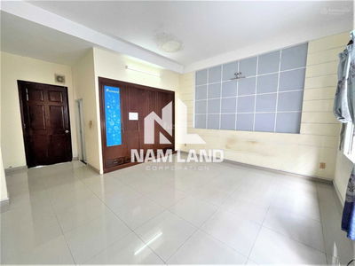 Gehäuse In Nha Be, Vietnam  Gehäuse In Nha Be, Vietnam