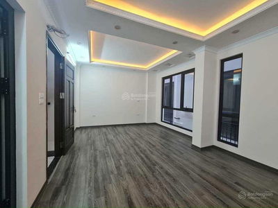 Gehäuse In Hanoi, Vietnam Gehäuse In Hanoi, Vietnam