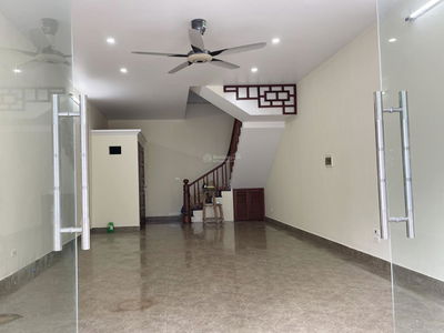 Gehäuse In Hanoi, Vietnam  Gehäuse In Hanoi, Vietnam