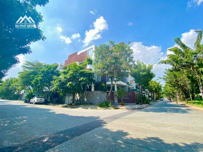 Housing in Nha Be, Vietnam  Housing in Nha Be, Vietnam