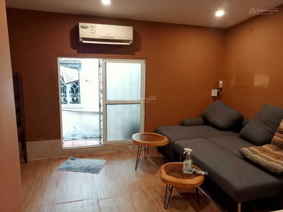 Gehäuse In Hanoi, Vietnam Gehäuse In Hanoi, Vietnam