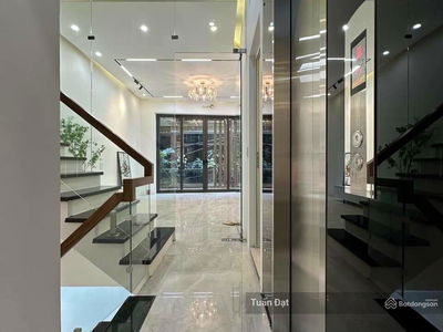 Gehäuse In Hanoi, Vietnam Gehäuse In Hanoi, Vietnam