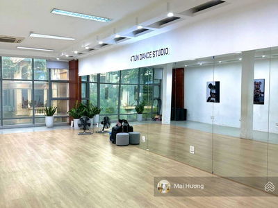 Gehäuse In Hanoi, Vietnam Gehäuse In Hanoi, Vietnam