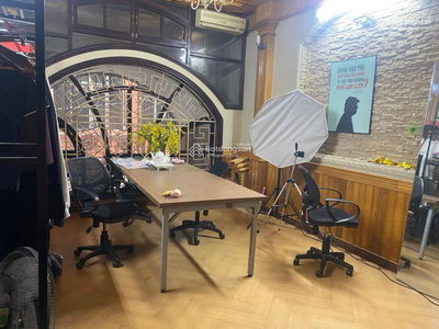 Gehäuse In Hanoi, Vietnam Gehäuse In Hanoi, Vietnam